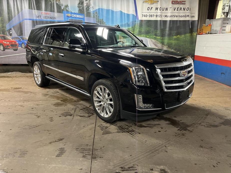 used 2019 Cadillac Escalade ESV car, priced at $42,128