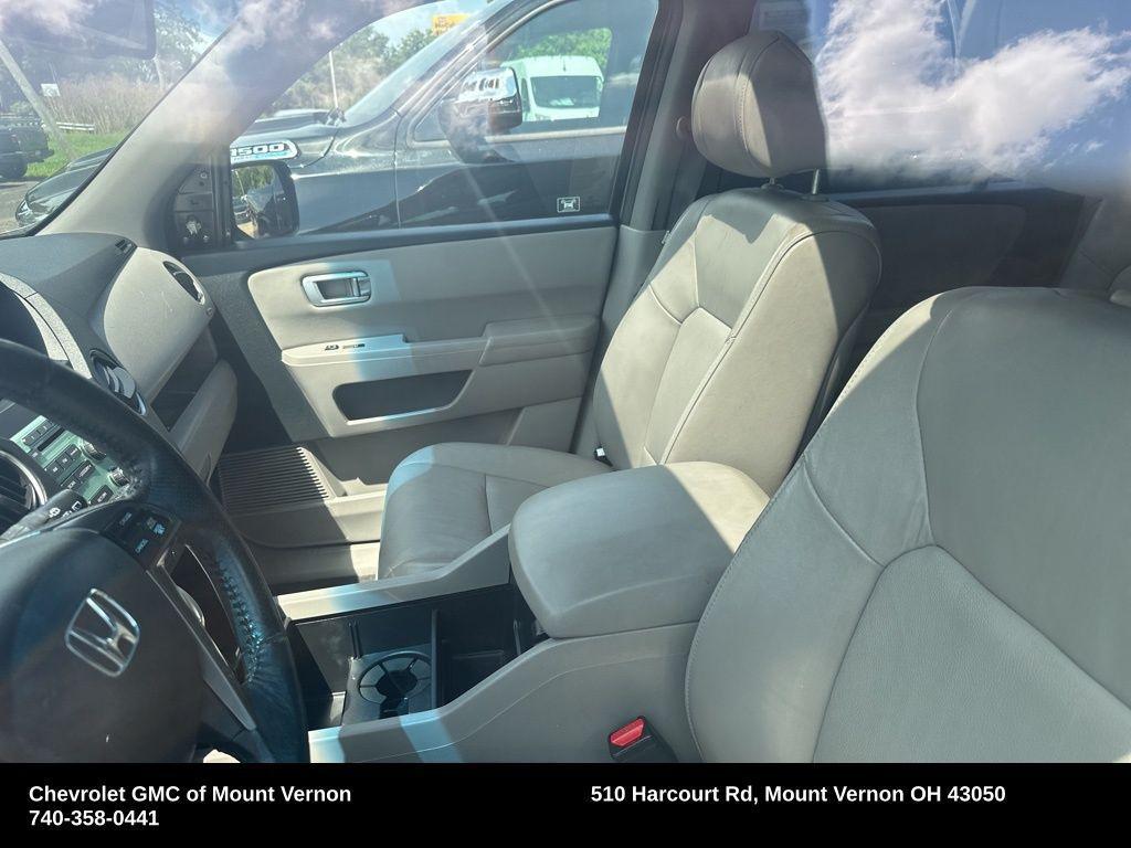 used 2011 Honda Pilot car, priced at $4,750