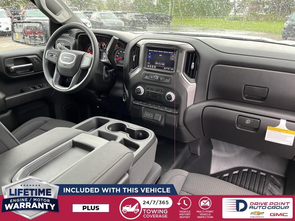 new 2025 GMC Sierra 1500 car, priced at $49,165