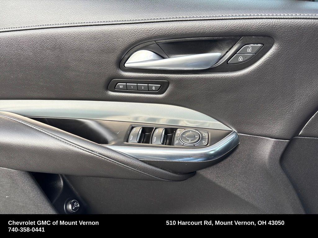 used 2023 Cadillac XT4 car, priced at $27,701