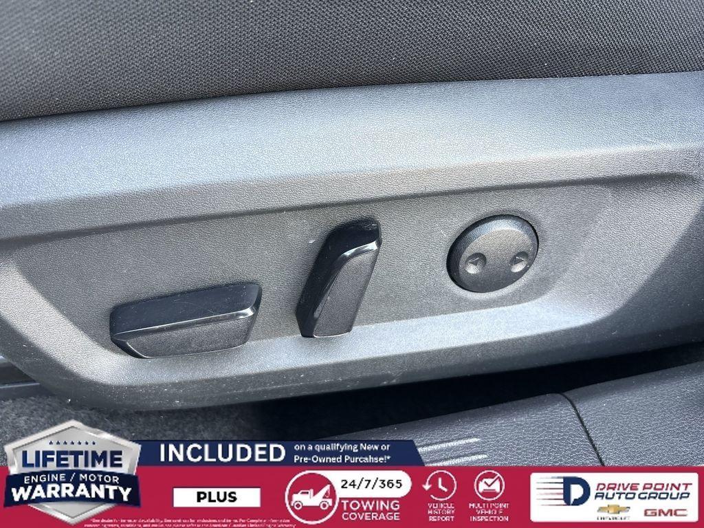 used 2024 Nissan Rogue car, priced at $24,822