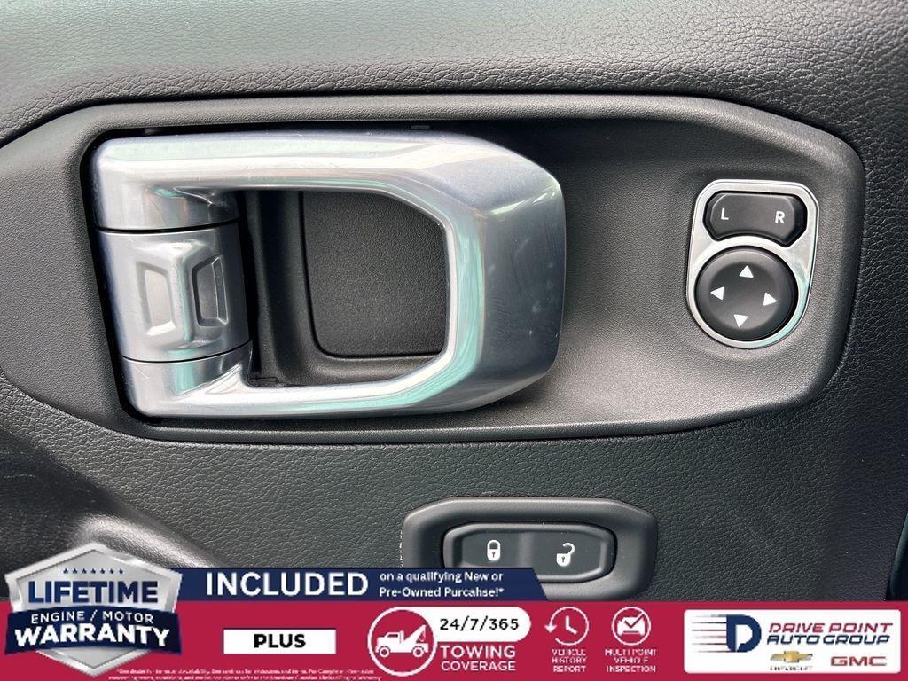 used 2021 Jeep Gladiator car, priced at $32,959