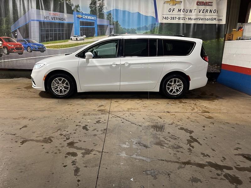 used 2022 Chrysler Pacifica car, priced at $21,987