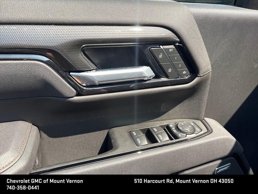 new 2025 GMC Sierra 2500 car, priced at $75,879