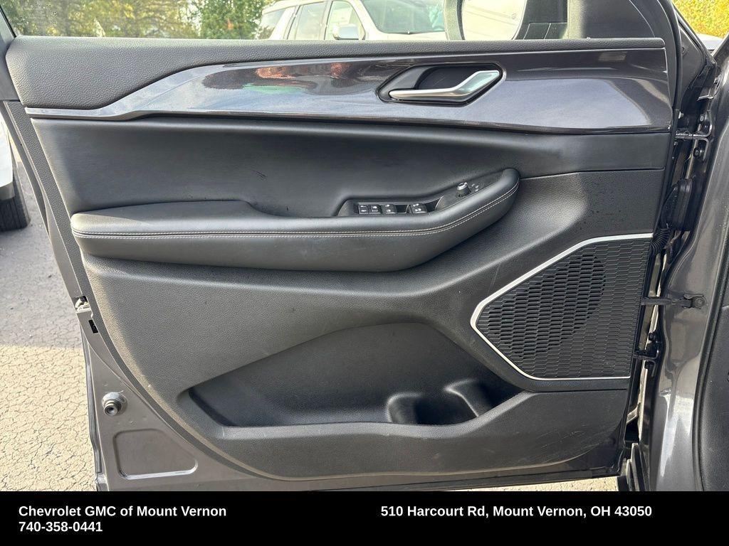 used 2022 Jeep Grand Cherokee L car, priced at $22,990