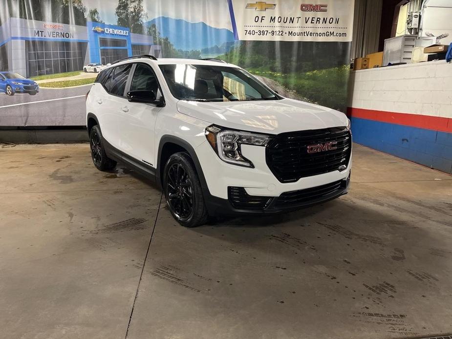 used 2024 GMC Terrain car, priced at $30,862