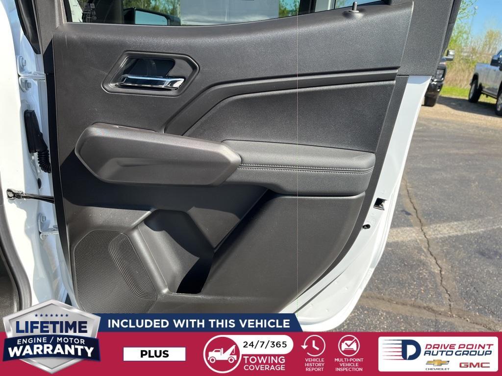 new 2025 GMC Canyon car, priced at $39,209