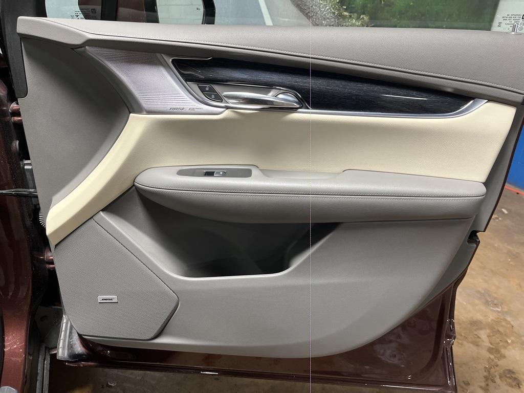 used 2023 Cadillac XT6 car, priced at $32,346