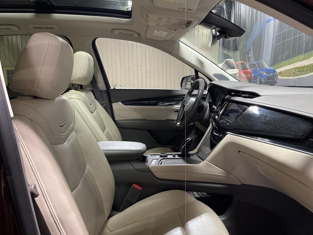 used 2023 Cadillac XT6 car, priced at $32,346