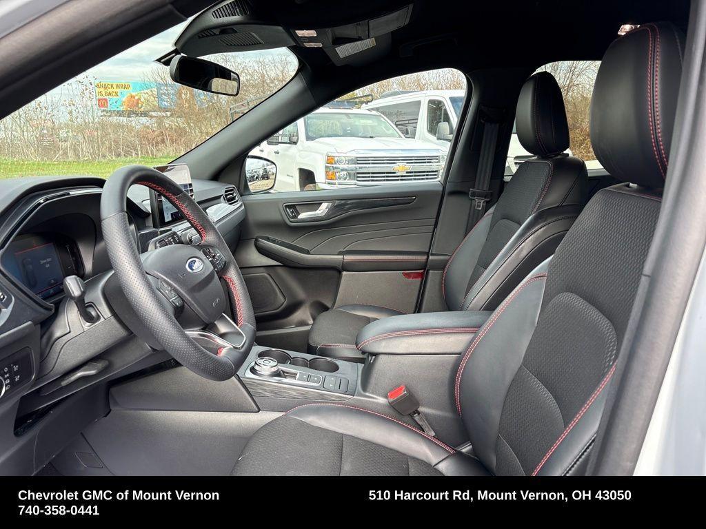 used 2025 Ford Escape car, priced at $26,655