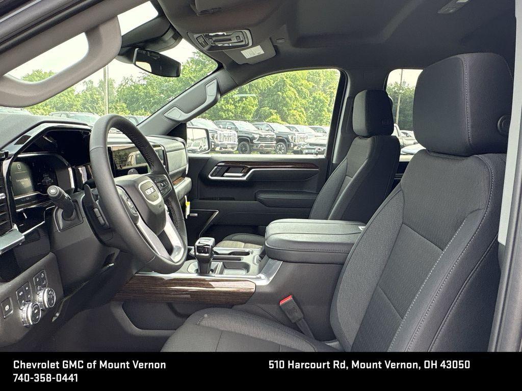 new 2025 GMC Sierra 1500 car, priced at $54,248