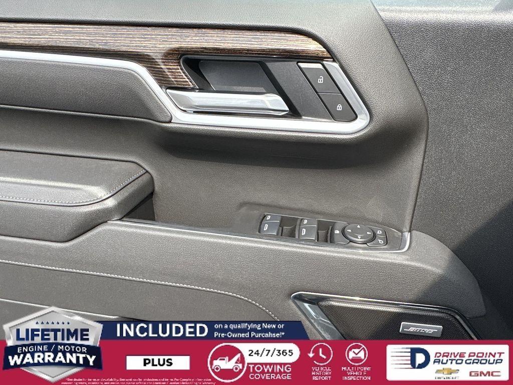 new 2025 GMC Sierra 1500 car, priced at $58,032