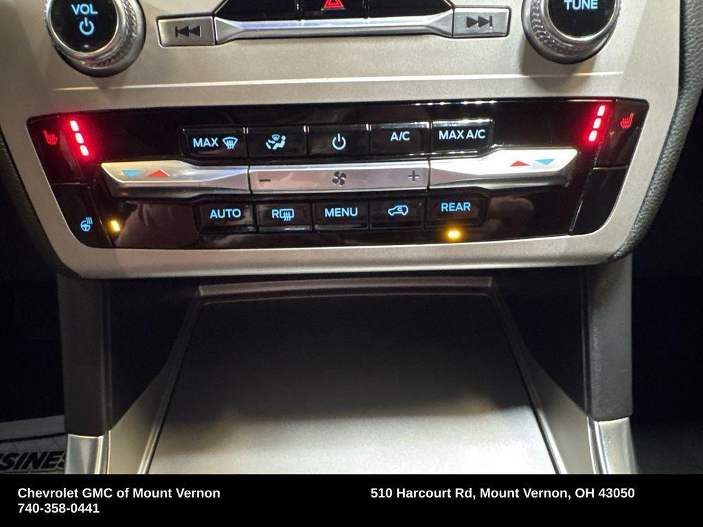 used 2024 Ford Explorer car, priced at $33,300