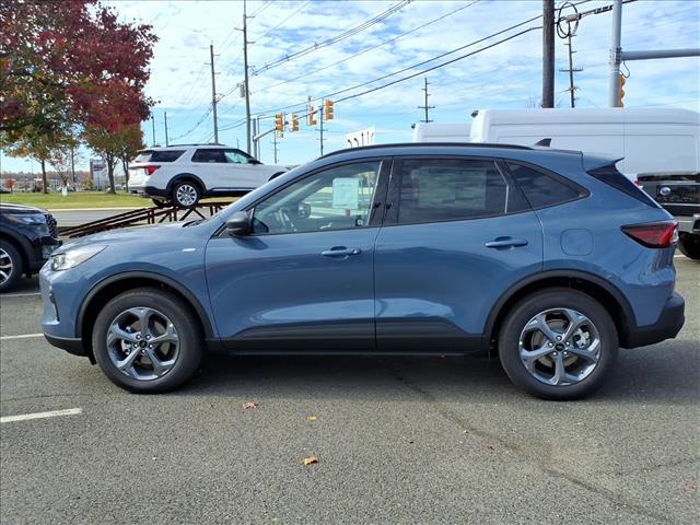 new 2025 Ford Escape car, priced at $30,704
