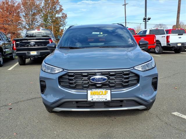 new 2025 Ford Escape car, priced at $30,704