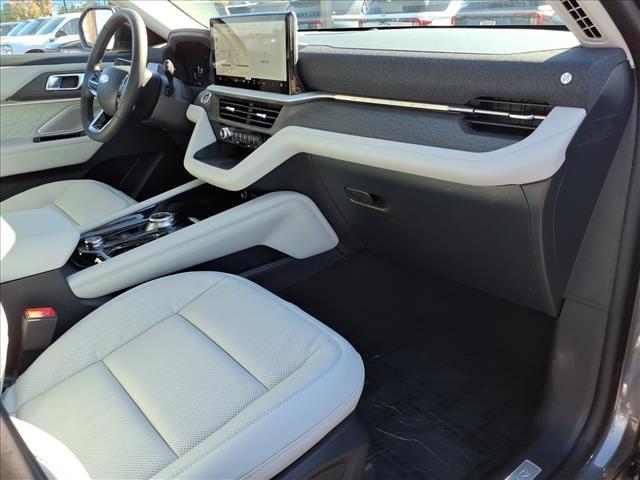 new 2025 Ford Explorer car, priced at $61,500