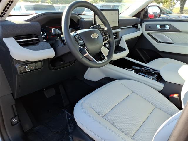 new 2025 Ford Explorer car, priced at $61,500