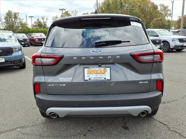 new 2025 Ford Escape car, priced at $30,562
