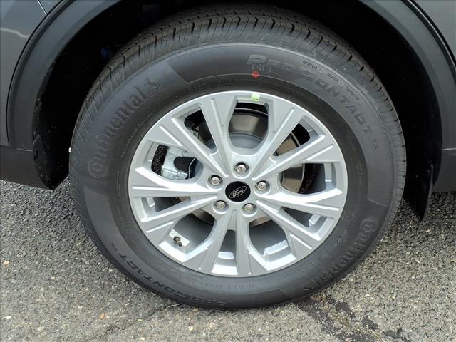 new 2025 Ford Escape car, priced at $30,562