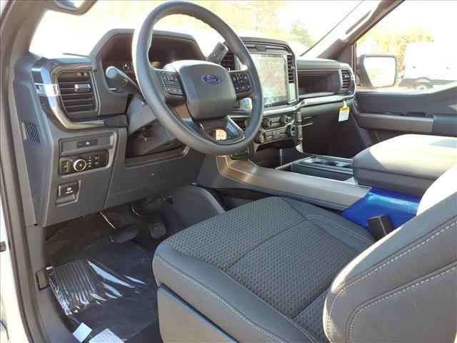 new 2025 Ford F-150 car, priced at $53,052