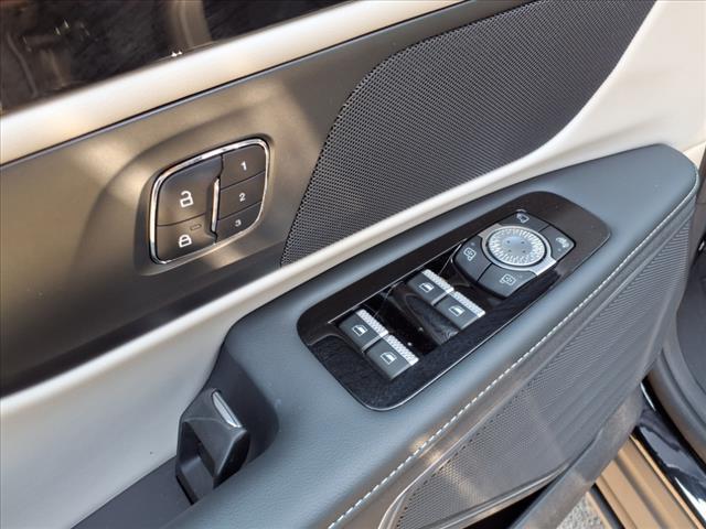 used 2025 Lincoln Nautilus car, priced at $49,695