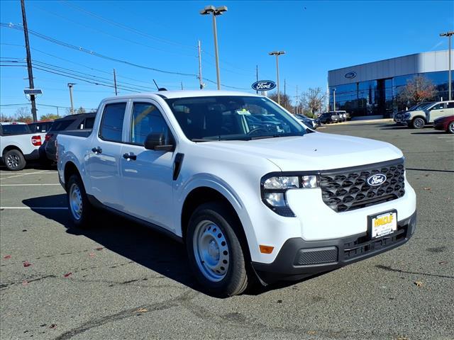 new 2025 Ford Maverick car, priced at $32,262