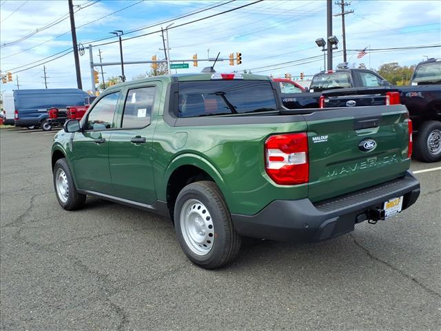 new 2025 Ford Maverick car, priced at $32,015