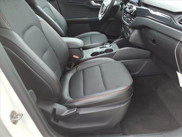 new 2025 Ford Escape car, priced at $31,067