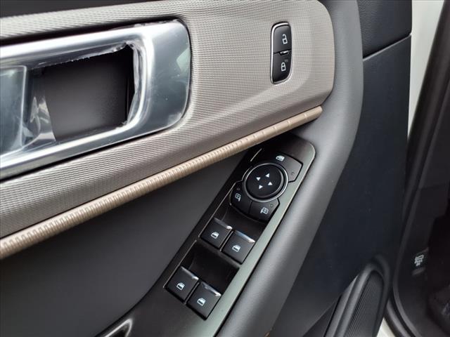 new 2025 Ford Explorer car, priced at $51,865