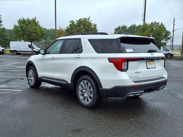 new 2025 Ford Explorer car, priced at $51,865