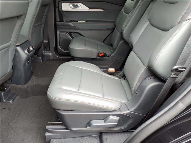 new 2025 Ford Explorer car, priced at $49,375