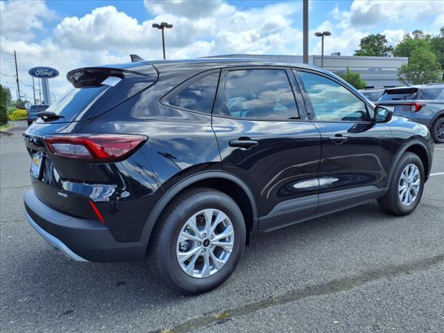 new 2025 Ford Escape car, priced at $29,414