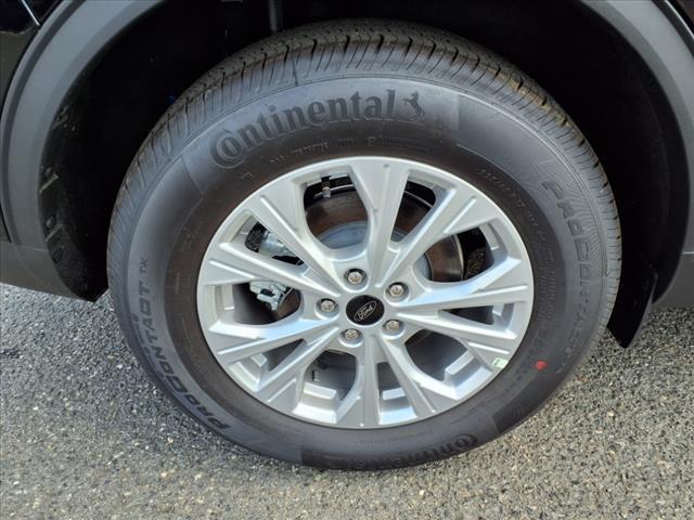 new 2025 Ford Escape car, priced at $29,414