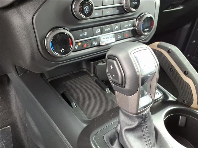 new 2025 Ford Bronco car