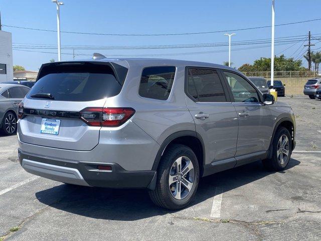 new 2025 Honda Pilot car, priced at $44,895