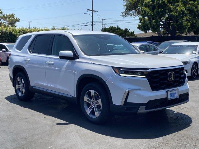 new 2025 Honda Pilot car, priced at $47,150