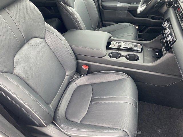 new 2025 Honda Pilot car, priced at $54,530
