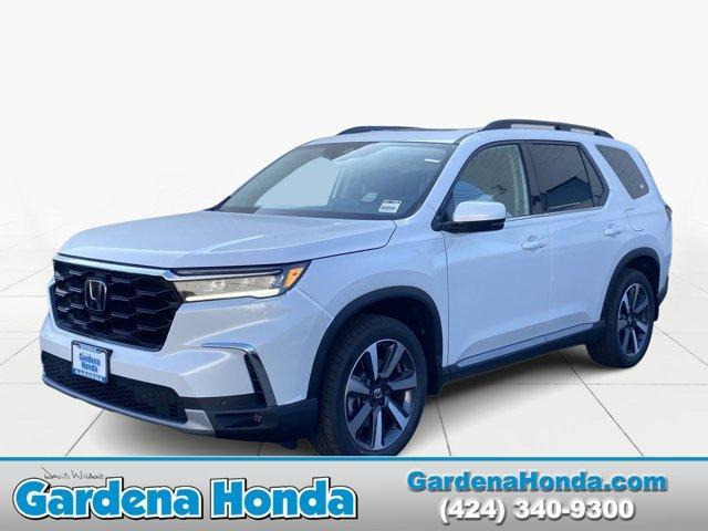 new 2025 Honda Pilot car, priced at $50,080