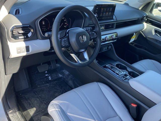 new 2025 Honda Pilot car, priced at $47,095