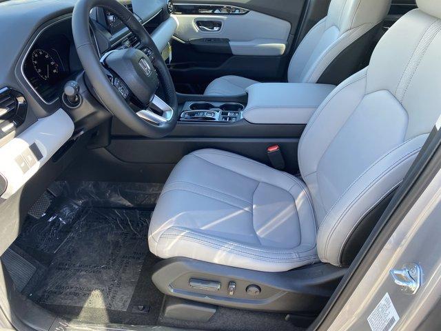 new 2025 Honda Pilot car, priced at $47,095
