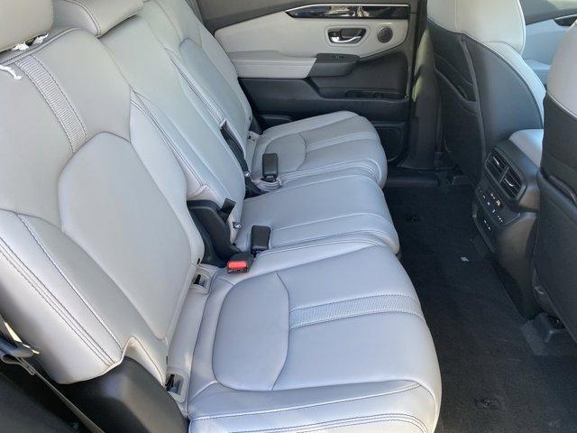 new 2025 Honda Pilot car, priced at $47,095