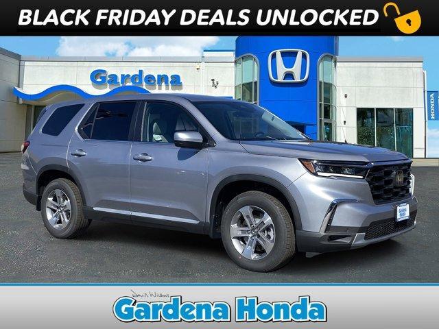 new 2025 Honda Pilot car, priced at $47,095