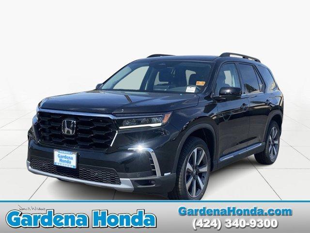 new 2025 Honda Pilot car, priced at $48,895