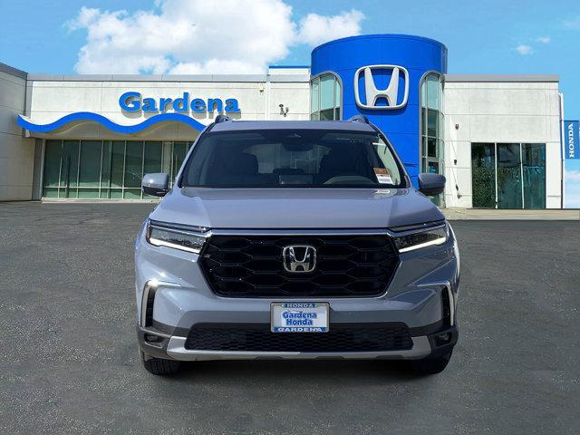 new 2025 Honda Pilot car, priced at $50,180