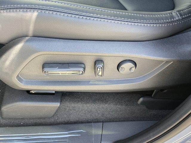 new 2025 Honda Pilot car, priced at $50,180