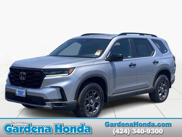 new 2025 Honda Pilot car, priced at $50,495