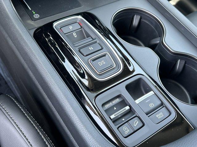new 2025 Honda Pilot car, priced at $45,680