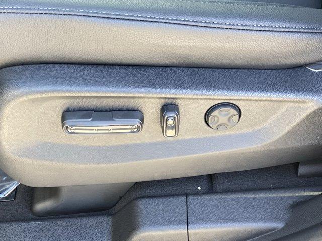 new 2026 Honda Odyssey car, priced at $44,290