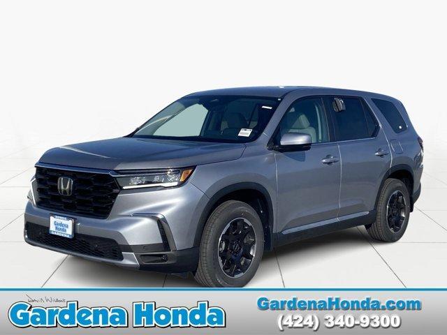 new 2025 Honda Pilot car, priced at $48,895