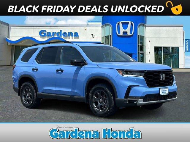 new 2025 Honda Pilot car, priced at $51,305